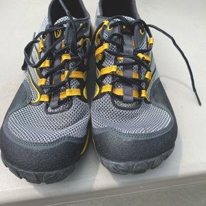 Men’s Merrell shoes.
